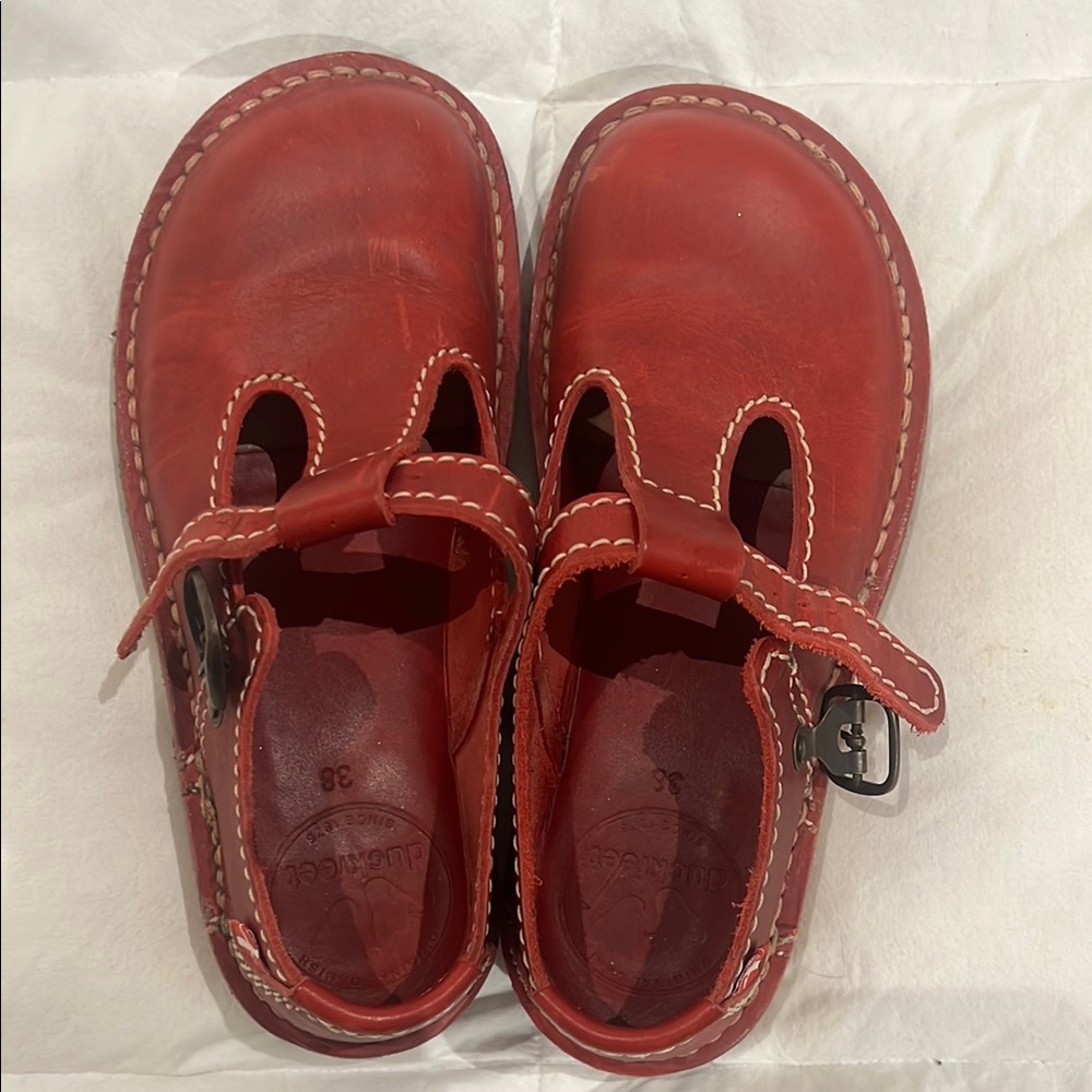 Duckfeet women’s shoes with buckle
